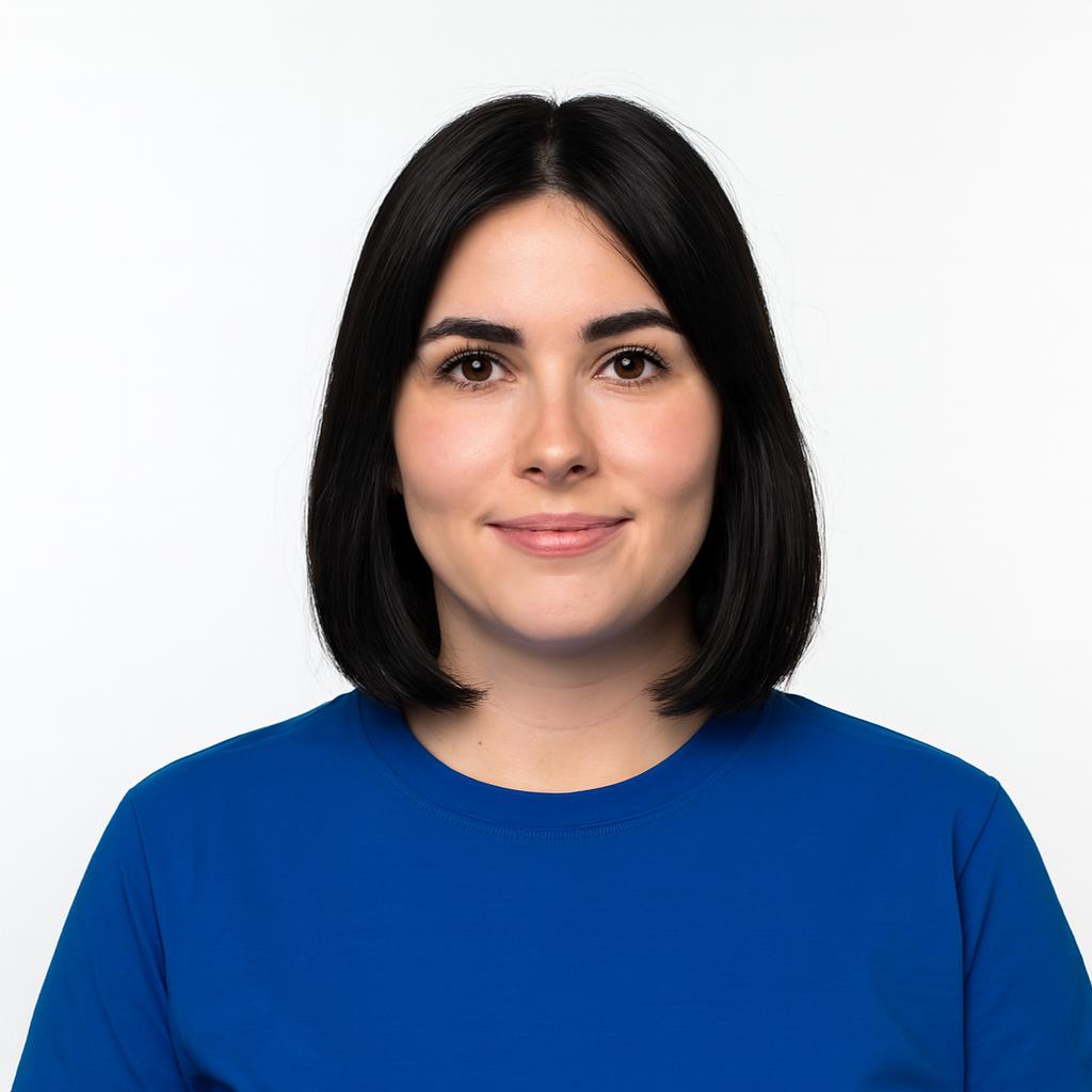 Yana V.