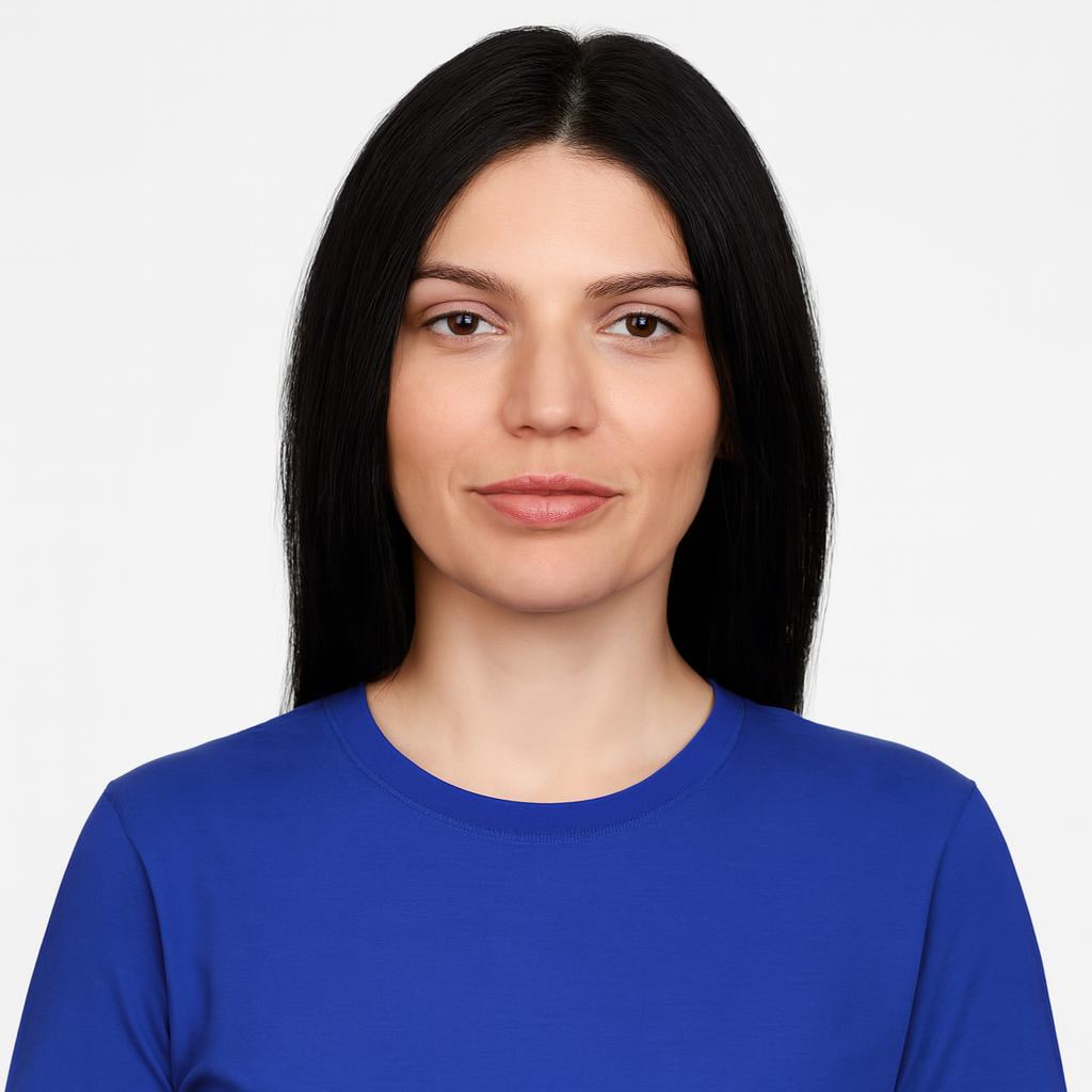 Daryna S.