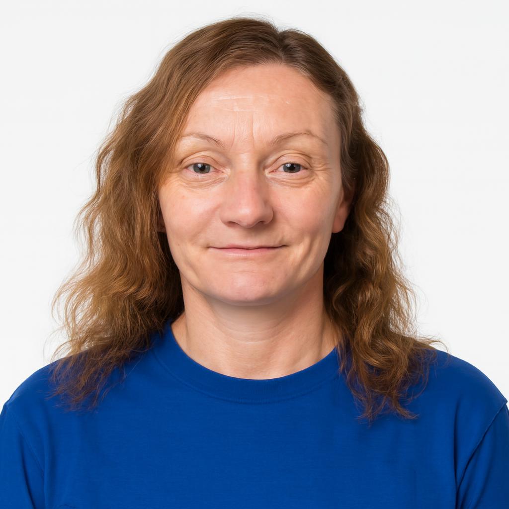 Elena S.