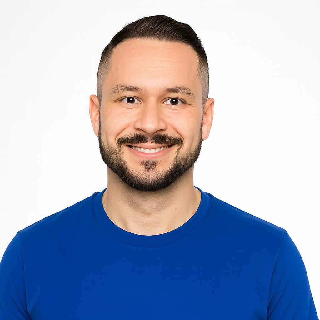Paweł C.